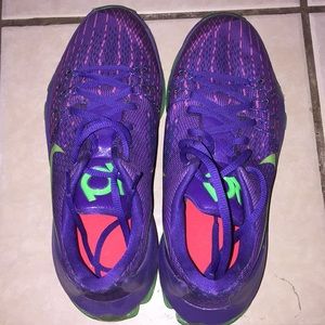 Kd basketball shoes